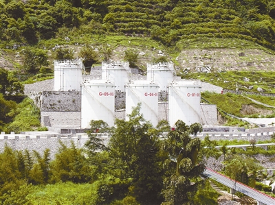 安全环保油库一角.jpg
