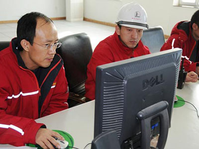雅克拉信息化油田.jpg